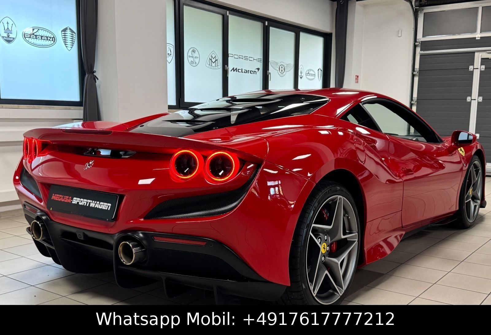 Fahrzeugabbildung Ferrari F8 TRIBUTO COUPÉ CARBONPACK LIFT CAMERA TOPZUST!