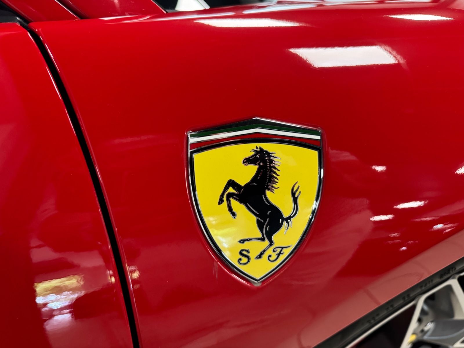 Fahrzeugabbildung Ferrari F8 TRIBUTO COUPÉ CARBONPACK LIFT CAMERA TOPZUST!