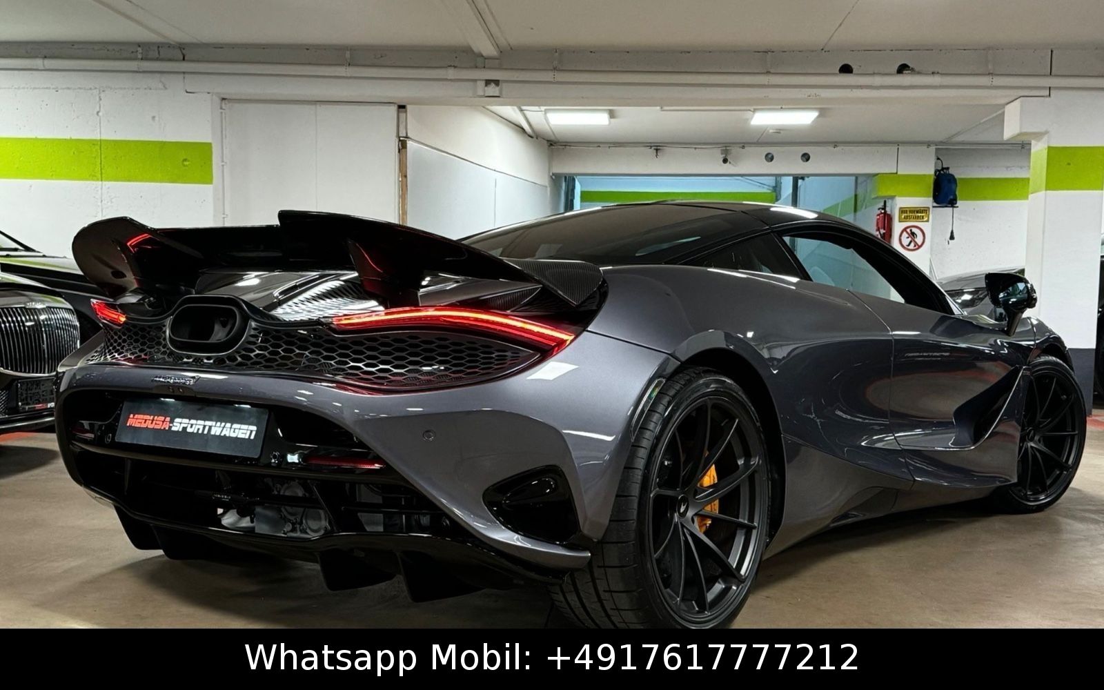 Fahrzeugabbildung McLaren 750S COUPE MY25 CARBON EXT&INT B&W LIFT FULLOPT!