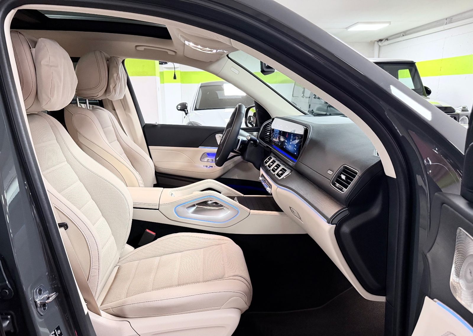 Fahrzeugabbildung Mercedes-Benz GLS 450 4M FACELIFT AMG FOND TV MASSAGE 25 FULL!