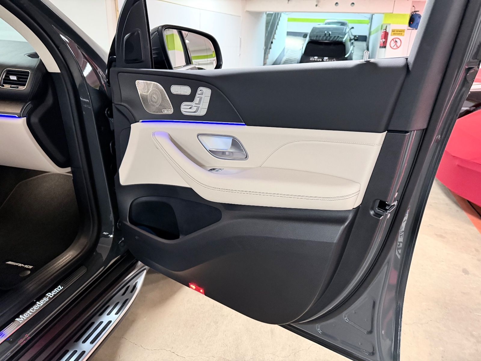 Fahrzeugabbildung Mercedes-Benz GLS 450 4M FACELIFT AMG FOND TV MASSAGE 25 FULL!