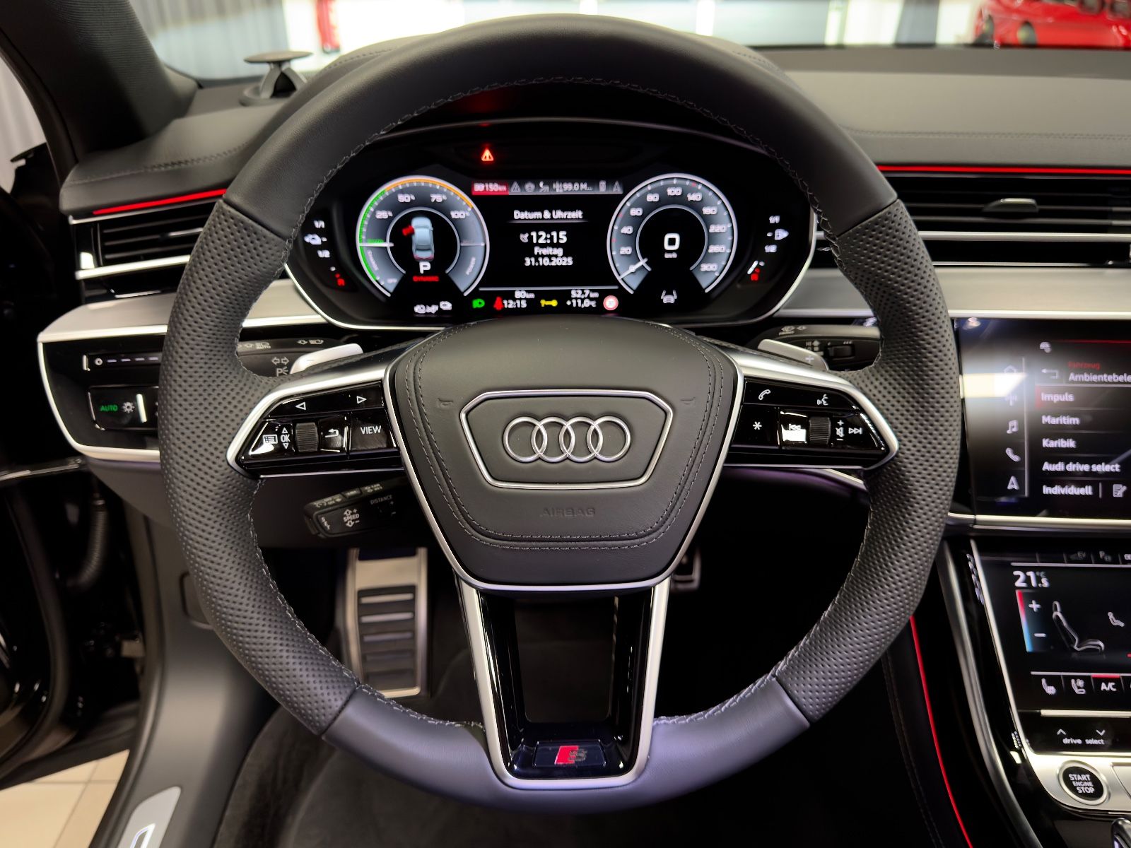 Fahrzeugabbildung Audi A8 60 TFSI e L quattro BUSINESS FOND 2SEAT FULL!