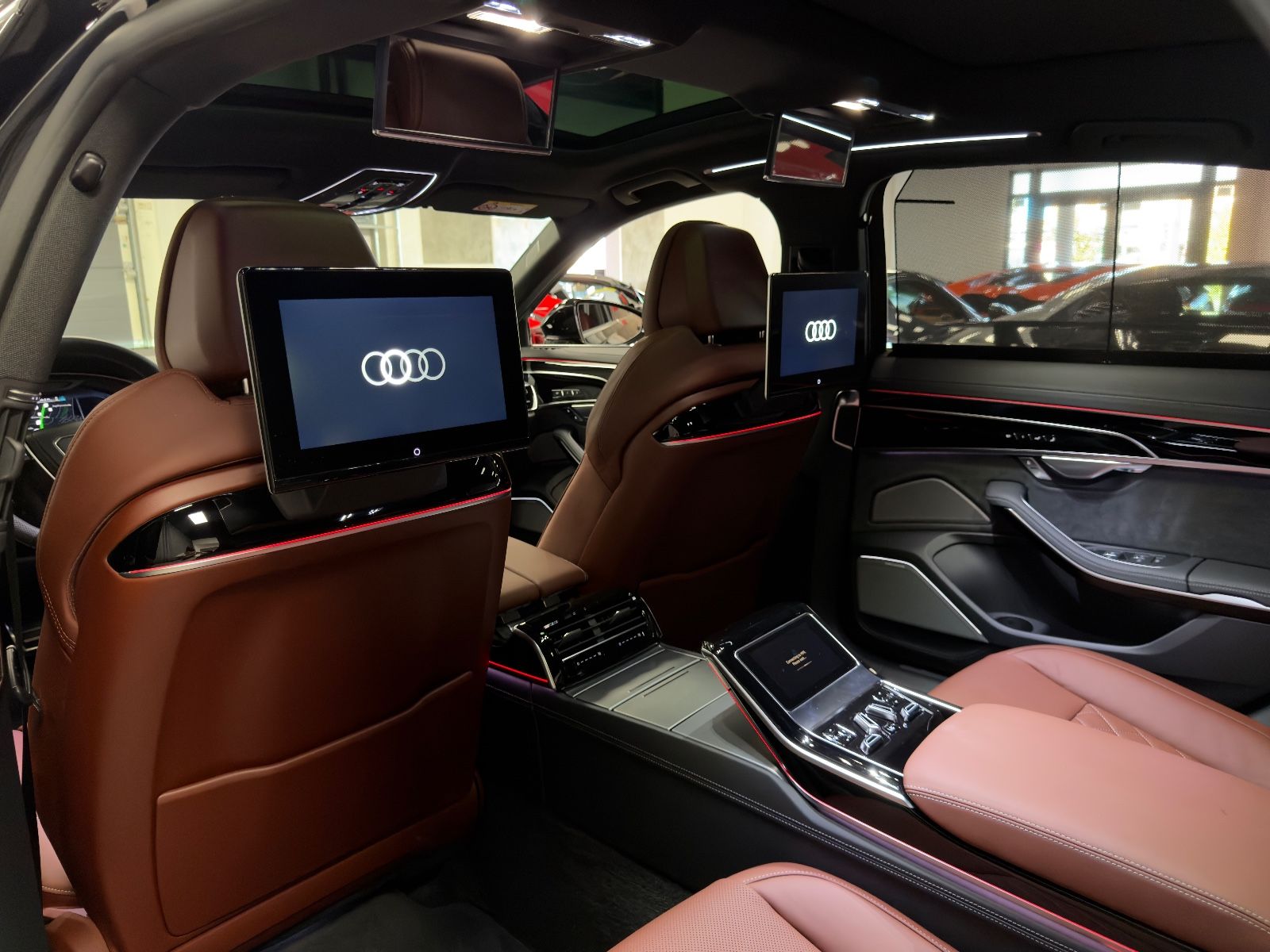 Fahrzeugabbildung Audi A8 60 TFSI e L quattro BUSINESS FOND 2SEAT FULL!