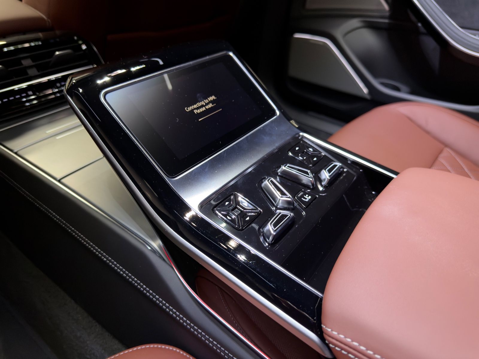 Fahrzeugabbildung Audi A8 60 TFSI e L quattro BUSINESS FOND 2SEAT FULL!