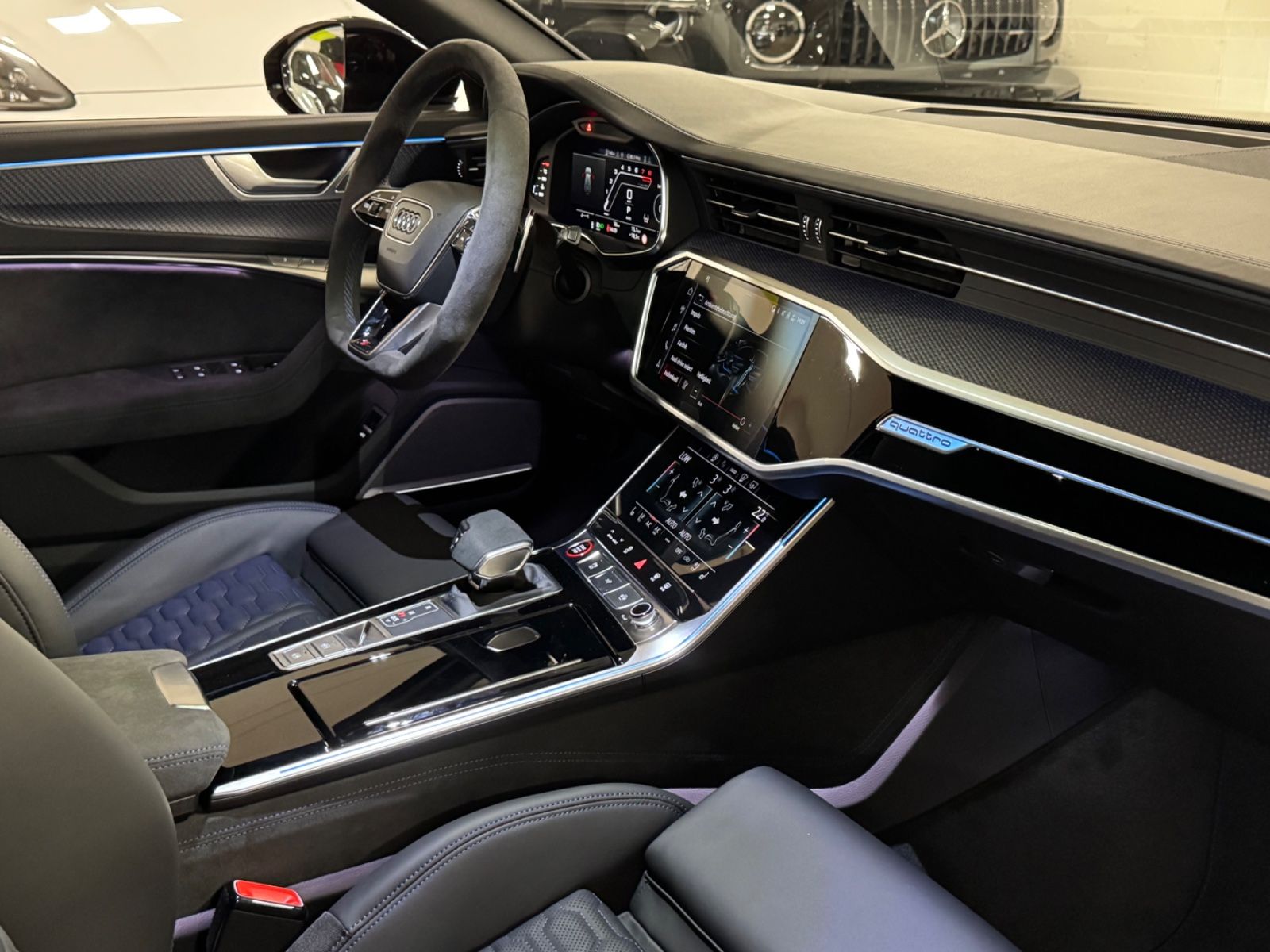 Fahrzeugabbildung Audi RS6 PERFORMANCE CARBON CERAMIC B&O PANO 25 FULL!