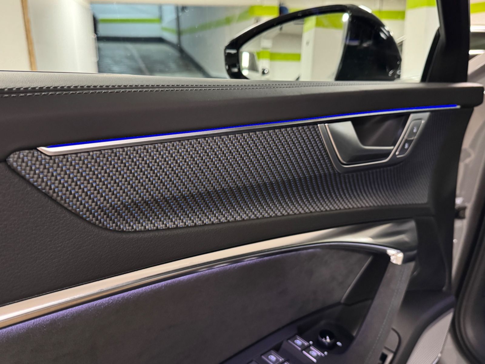 Fahrzeugabbildung Audi RS6 PERFORMANCE SCHALENSITZE CERAMIC B&O 25 FULL