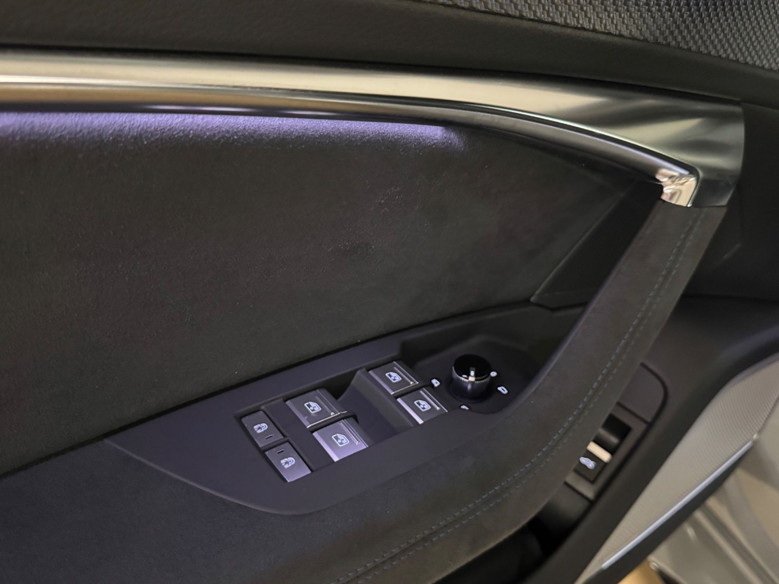 Fahrzeugabbildung Audi RS6 PERFORMANCE SCHALENSITZE CERAMIC B&O 25 FULL