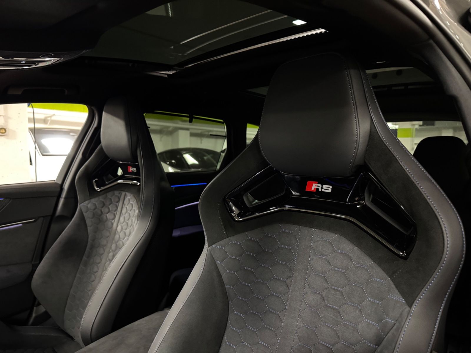 Fahrzeugabbildung Audi RS6 PERFORMANCE SCHALENSITZE CERAMIC B&O 25 FULL