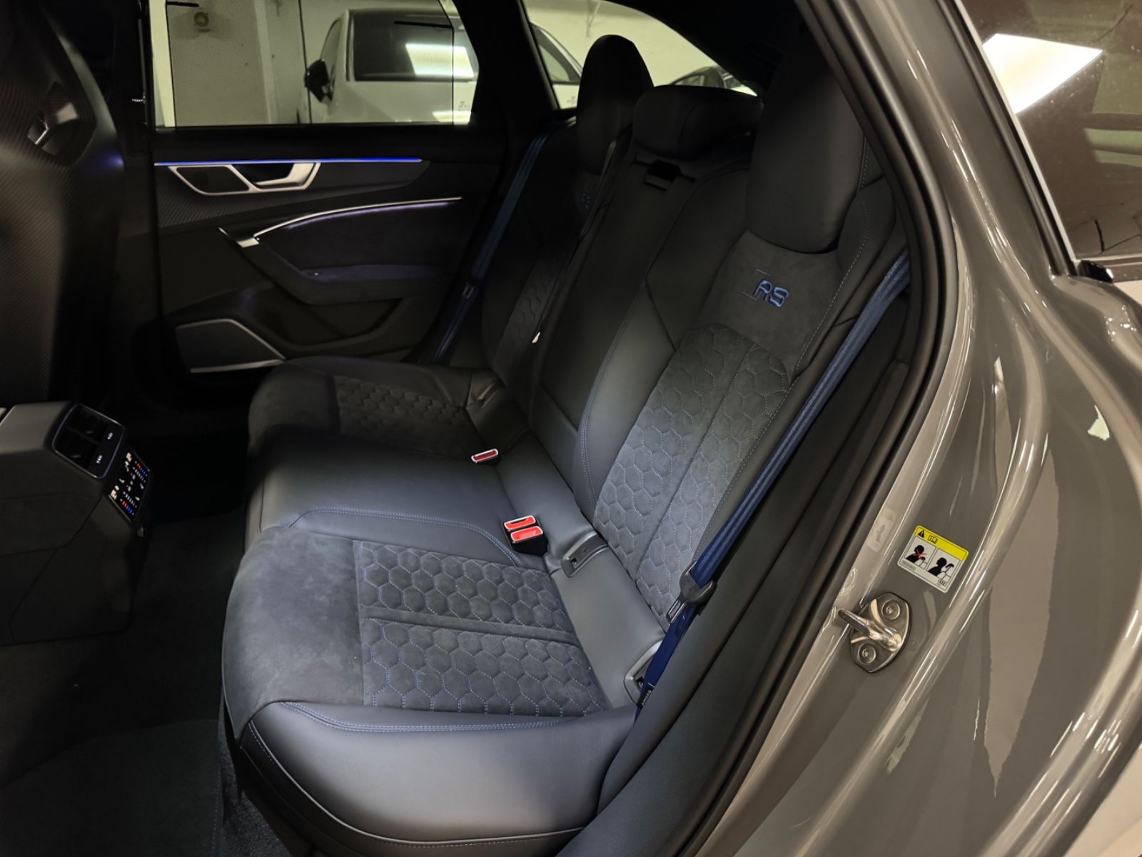 Fahrzeugabbildung Audi RS6 PERFORMANCE SCHALENSITZE CERAMIC B&O 25 FULL