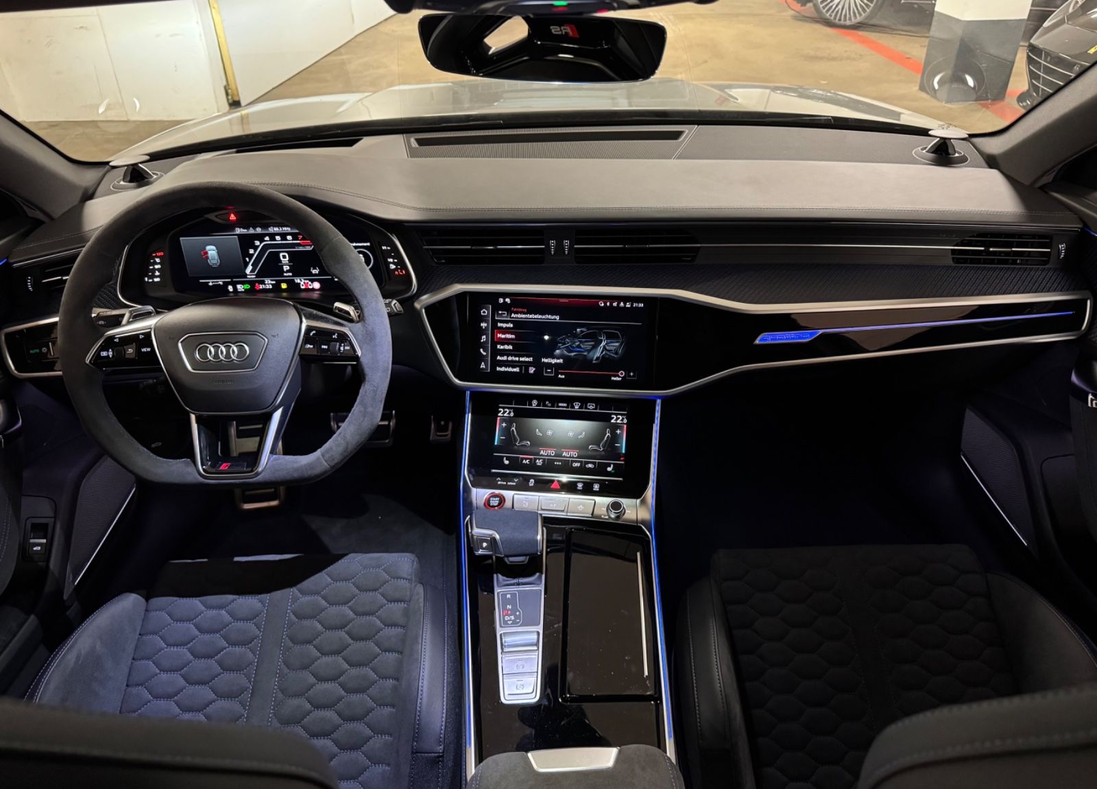 Fahrzeugabbildung Audi RS6 PERFORMANCE SCHALENSITZE CERAMIC B&O 25 FULL