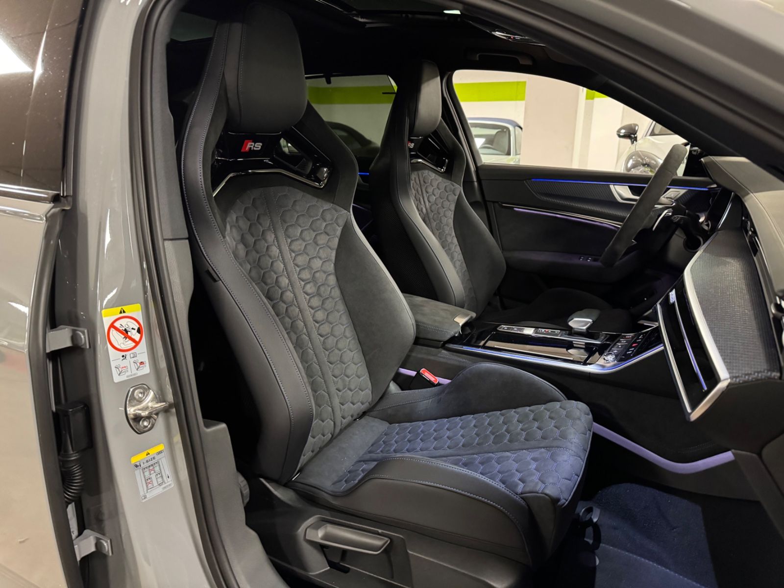 Fahrzeugabbildung Audi RS6 PERFORMANCE SCHALENSITZE CERAMIC B&O 25 FULL