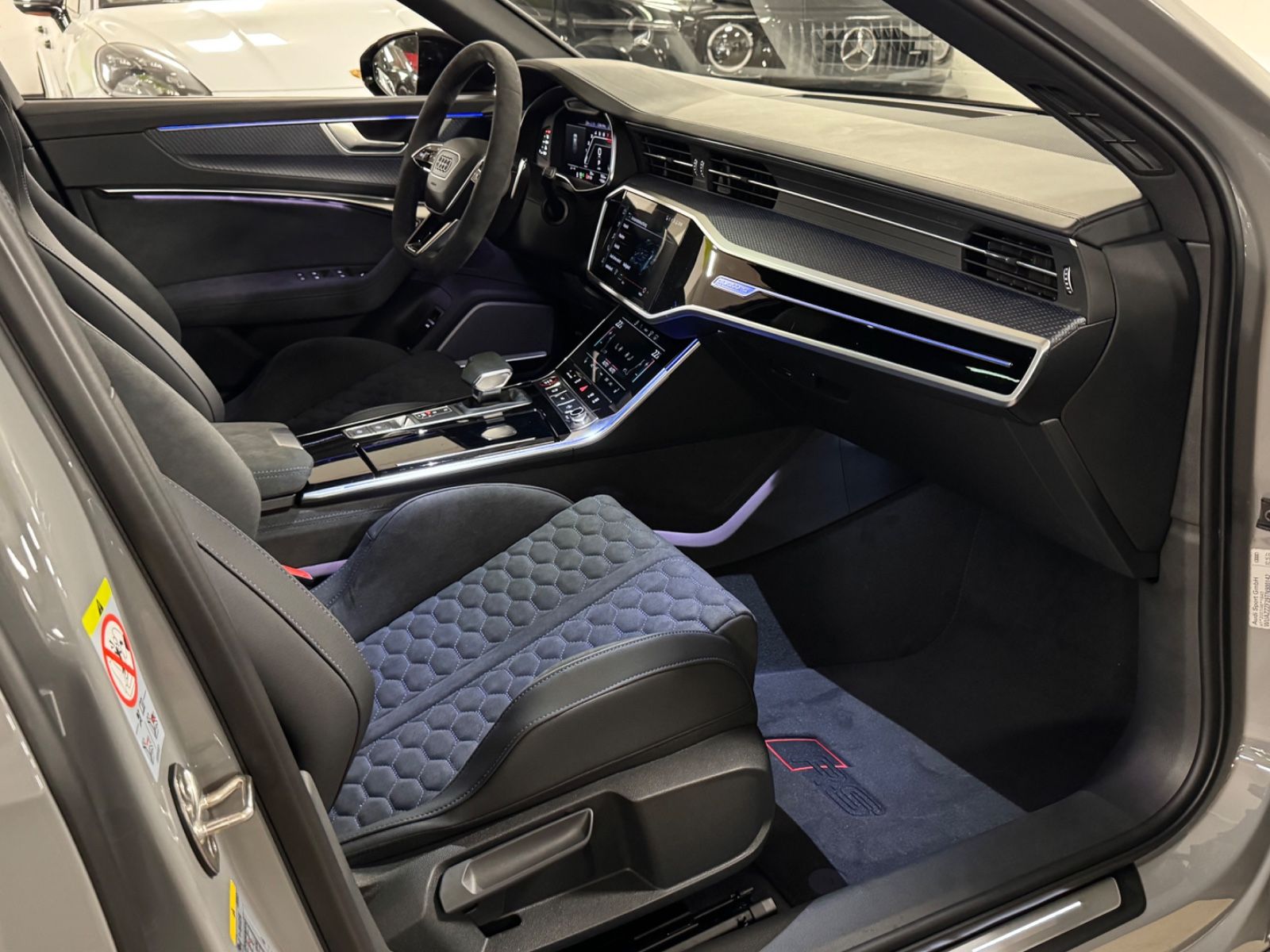 Fahrzeugabbildung Audi RS6 PERFORMANCE SCHALENSITZE CERAMIC B&O 25 FULL