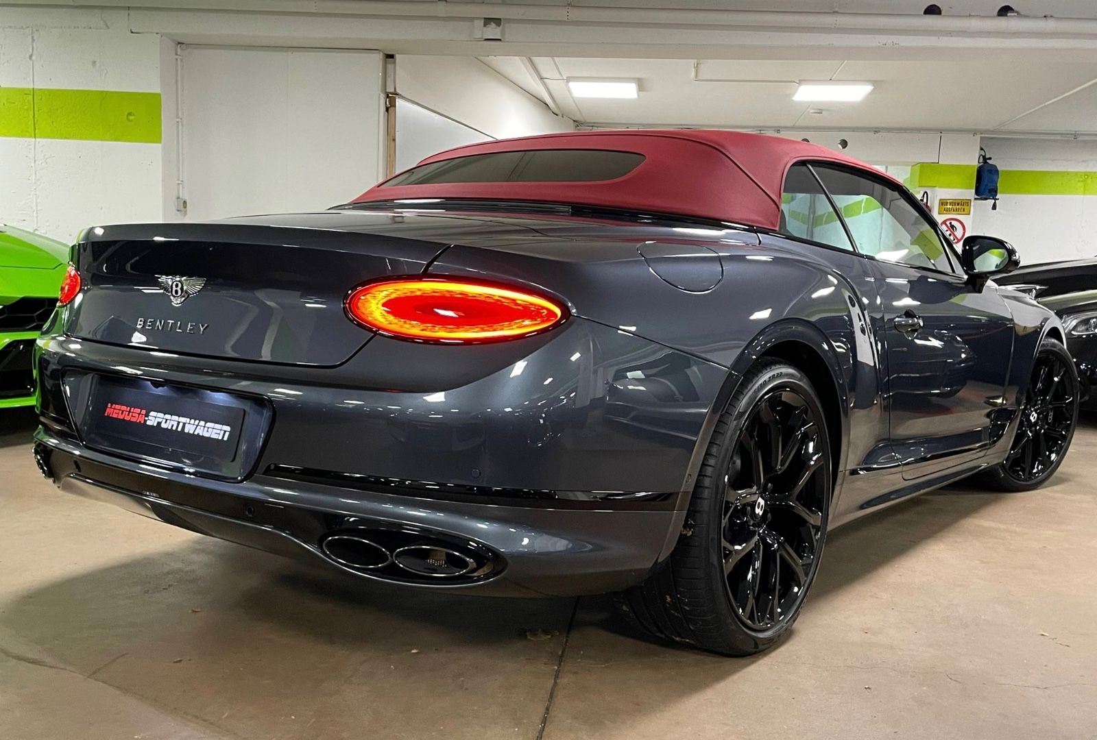 Fahrzeugabbildung Bentley CONTINENTAL GTC V8 S MULLINER CARBON FULLOPTION!