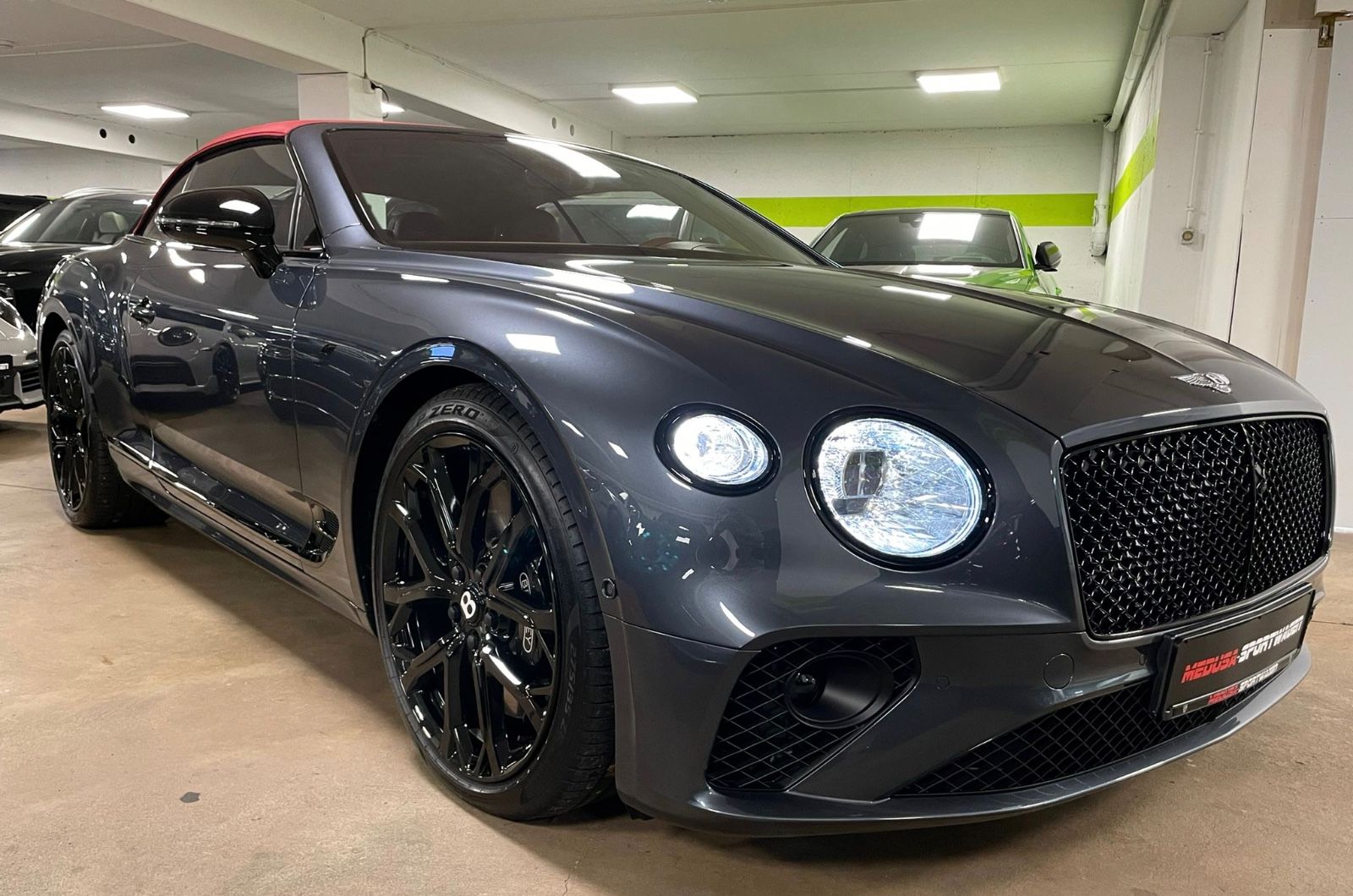 Fahrzeugabbildung Bentley CONTINENTAL GTC V8 S MULLINER CARBON FULLOPTION!