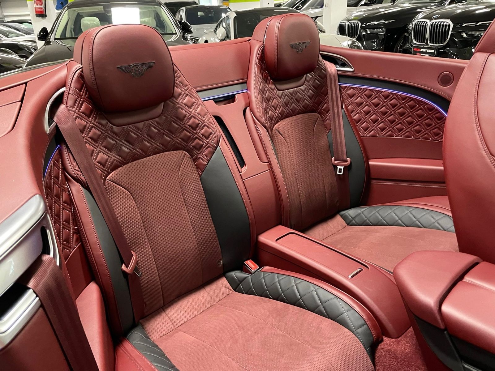 Fahrzeugabbildung Bentley CONTINENTAL GTC V8 S MULLINER CARBON FULLOPTION!