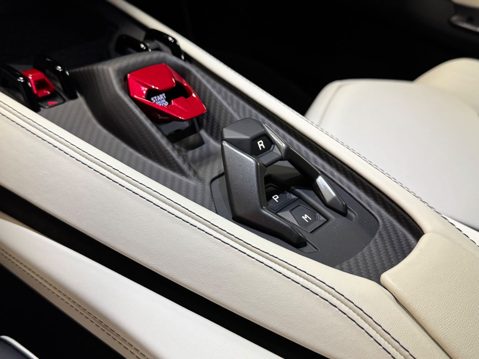 Fahrzeugabbildung Lamborghini REVUELTO PERSONUM ORANGE CARBON EXT&INT 25 FULL!