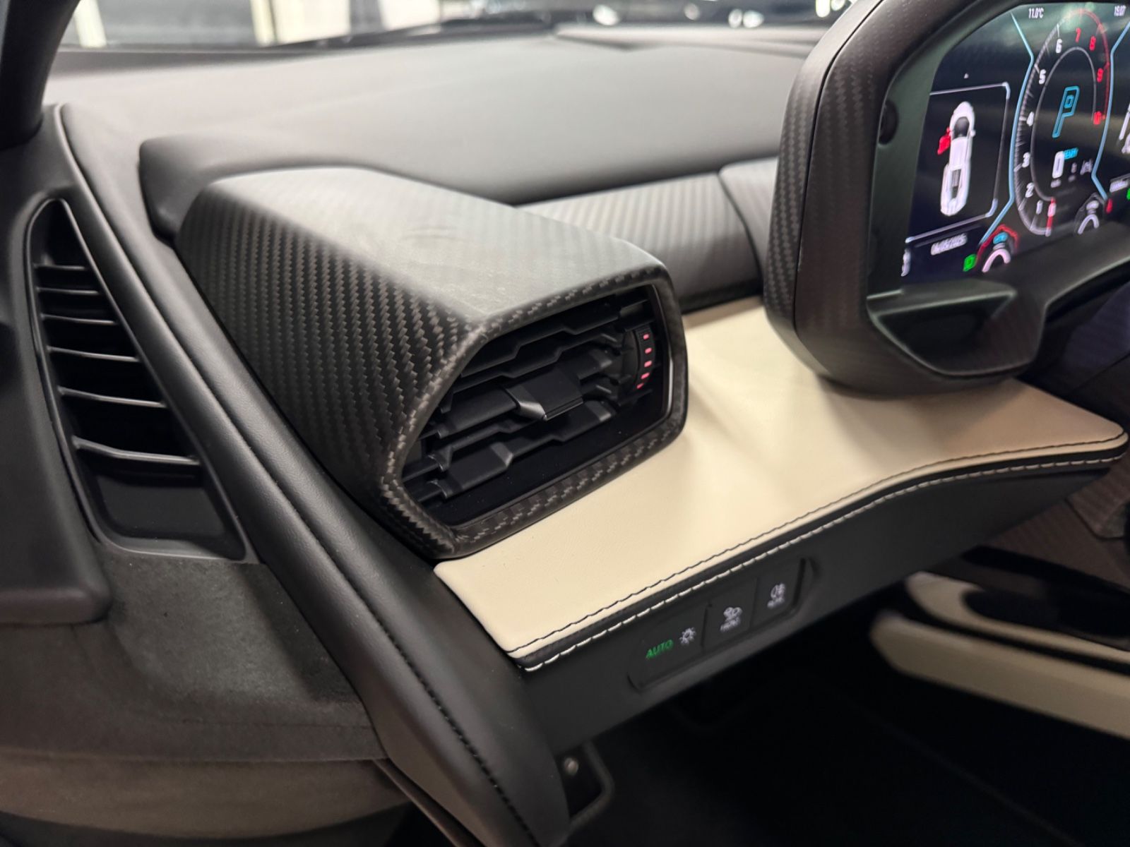 Fahrzeugabbildung Lamborghini REVUELTO PERSONUM ORANGE CARBON EXT&INT 25 FULL!