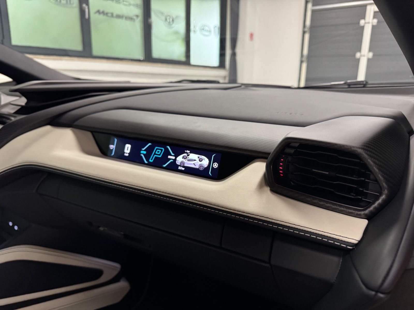 Fahrzeugabbildung Lamborghini REVUELTO PERSONUM ORANGE CARBON EXT&INT 25 FULL!