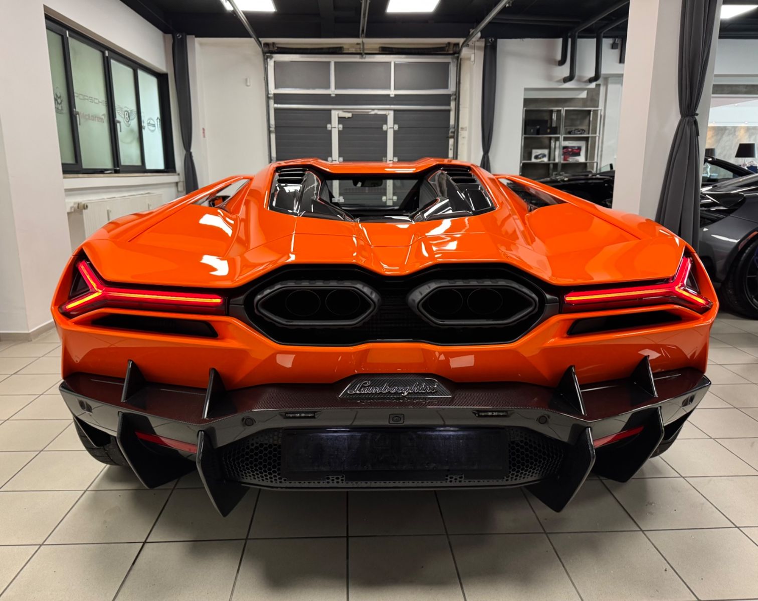 Fahrzeugabbildung Lamborghini REVUELTO PERSONUM ORANGE CARBON EXT&INT 25 FULL!