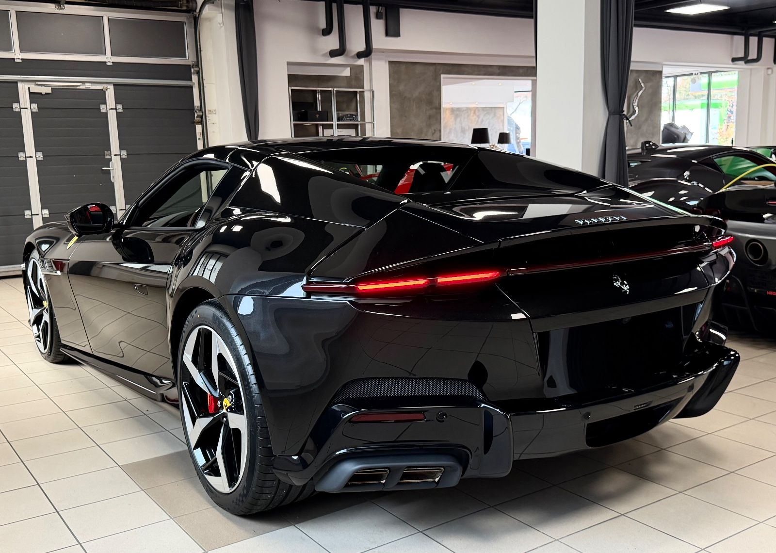 Fahrzeugabbildung Ferrari 12Cilindri SPIDER INDIVIDUAL MASSAGE JBL 26 NEW