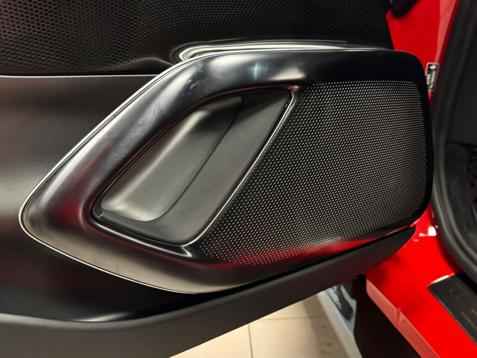 Fahrzeugabbildung Ferrari 12 Cilindri COUPE CARBON EXT&INT CARBONSEAT FULL