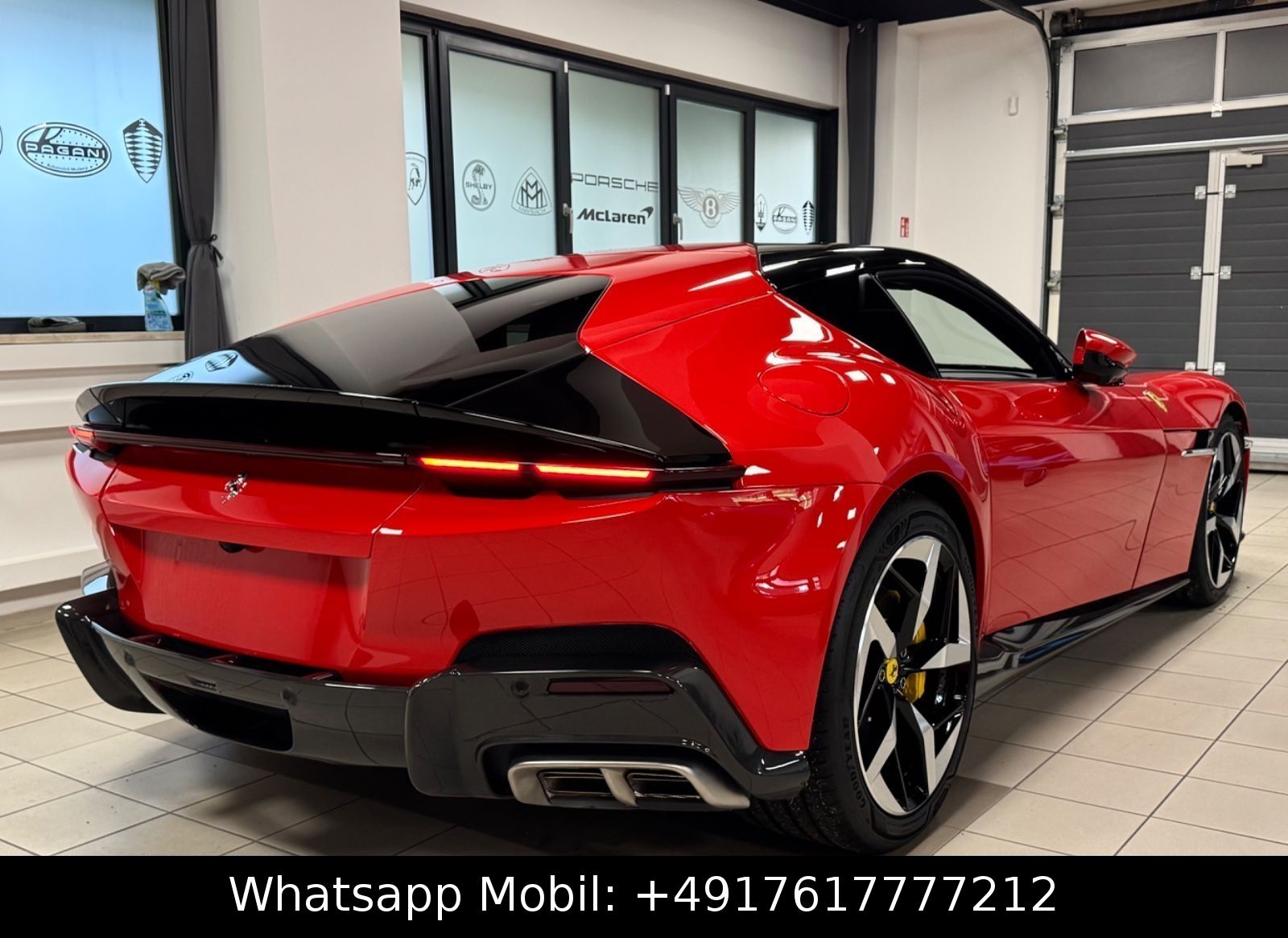 Fahrzeugabbildung Ferrari 12 Cilindri COUPE CARBON EXT&INT CARBONSEAT FULL