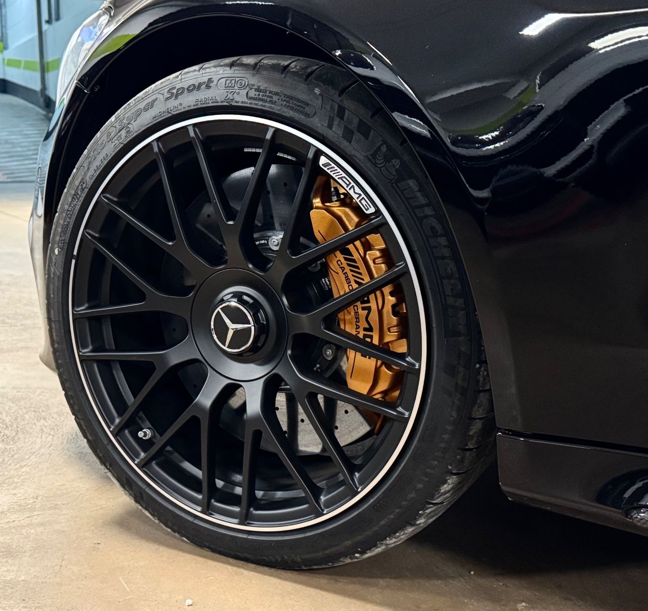 Fahrzeugabbildung Mercedes-Benz C 63 S AMG CABRIO CARBON EXT&INT CERAMIC FULLOPT