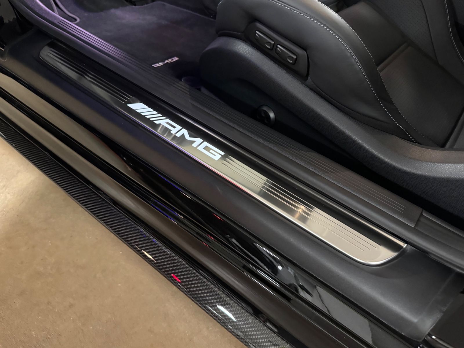 Fahrzeugabbildung Mercedes-Benz C 63 S AMG CABRIO CARBON EXT&INT CERAMIC FULLOPT