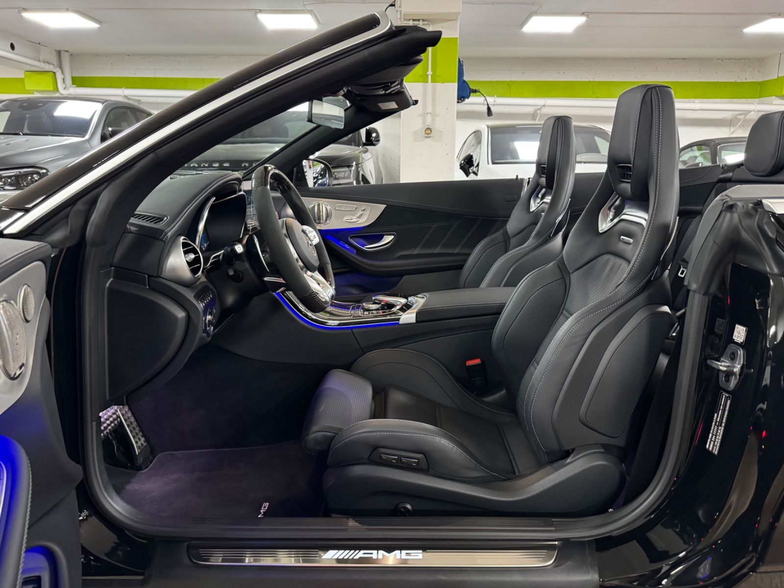 Fahrzeugabbildung Mercedes-Benz C 63 S AMG CABRIO CARBON EXT&INT CERAMIC FULLOPT