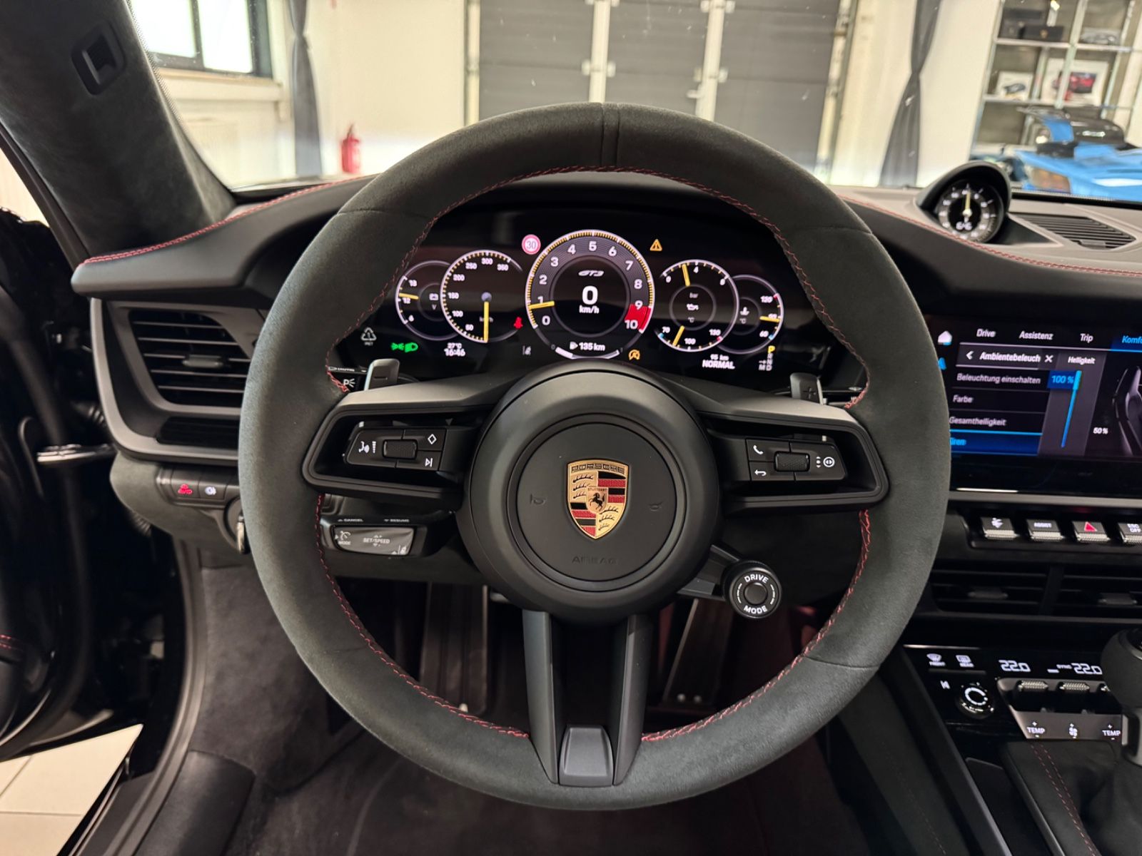 Fahrzeugabbildung Porsche 992 GT3 FACELIFT PDK CLUBSPORT CARBONSEAT NEWCAR