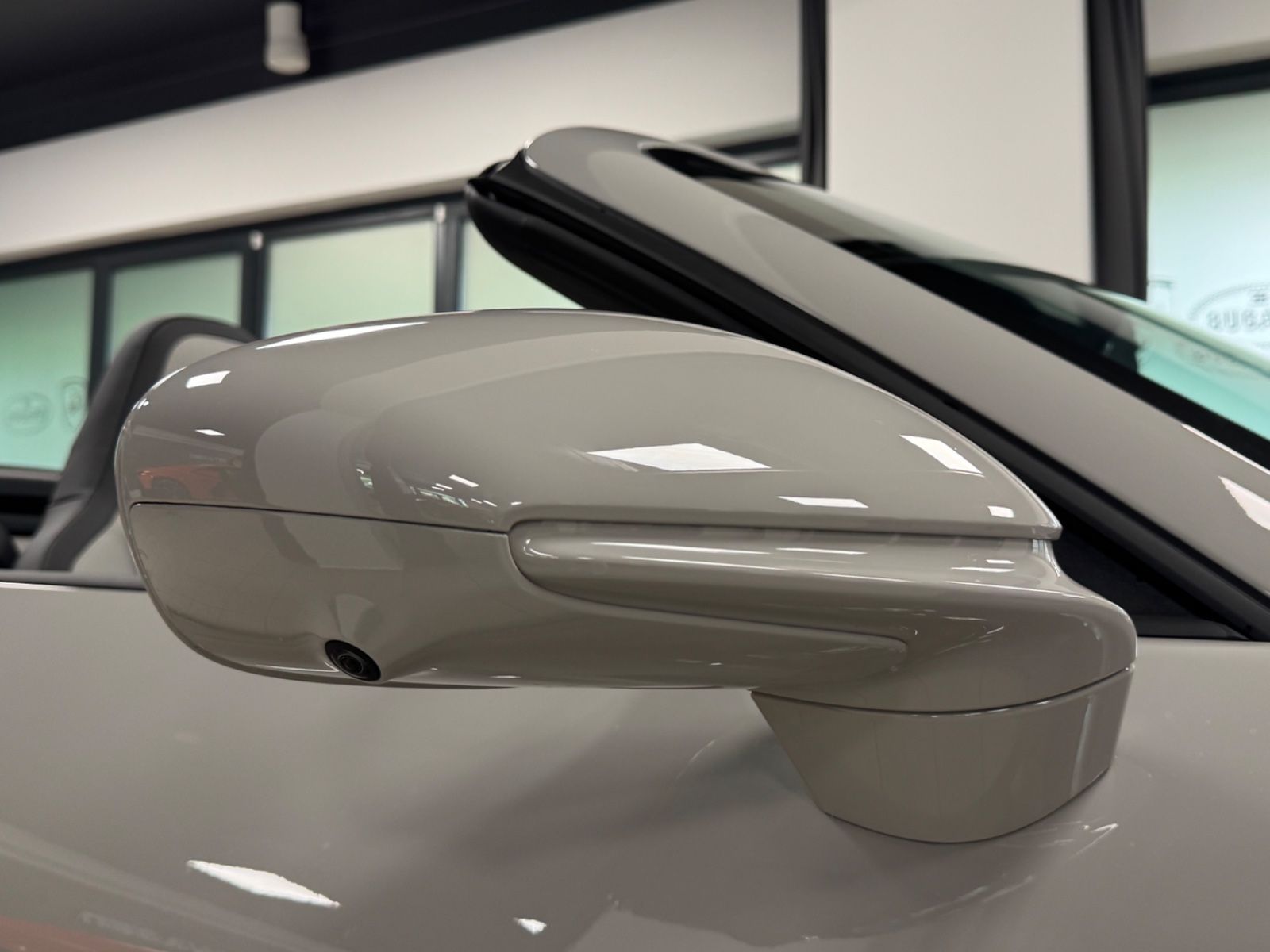 Fahrzeugabbildung Porsche 992 CARRERA CABRIO FACELIFT SPORTDESIGN BOSE NEW