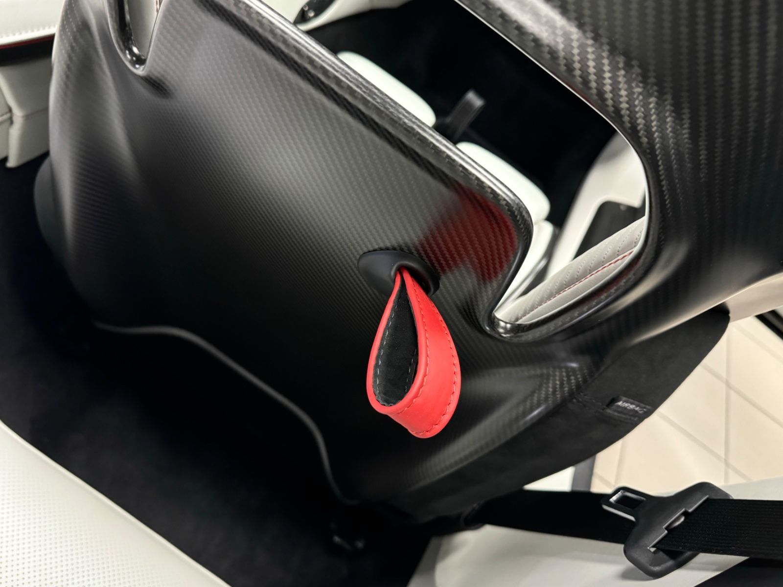 Fahrzeugabbildung Aston Martin DBS V12 770 ULTIMATE VOLANTE 1OF199 EXLUSIV NEW!