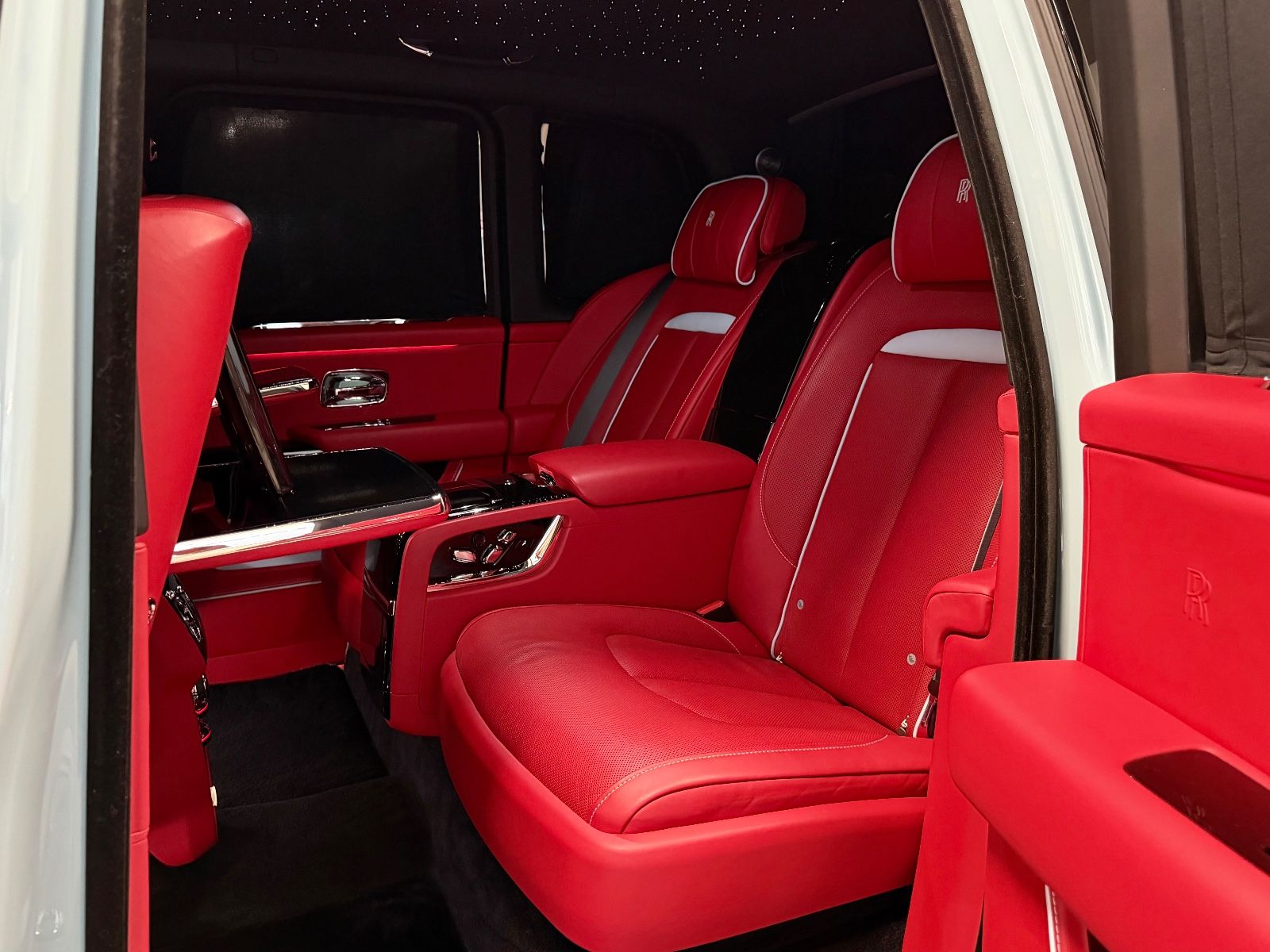 Fahrzeugabbildung Rolls-Royce CULLINAN NOVITEC OVERDOSE BESPOKE EXECUTIV FULL!