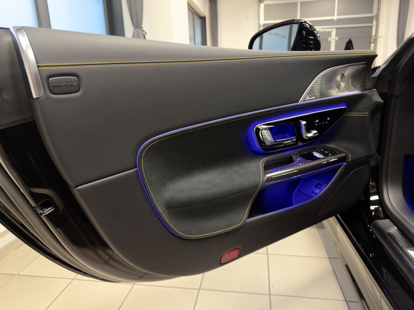 Fahrzeugabbildung Mercedes-Benz AMG GT 63 4M+ COUPE PERFORMANCE CARBON BURMESTER