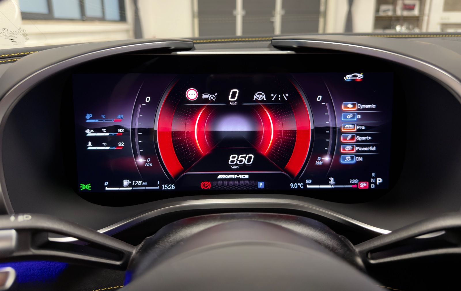 Fahrzeugabbildung Mercedes-Benz AMG GT 63 4M+ COUPE PERFORMANCE CARBON BURMESTER