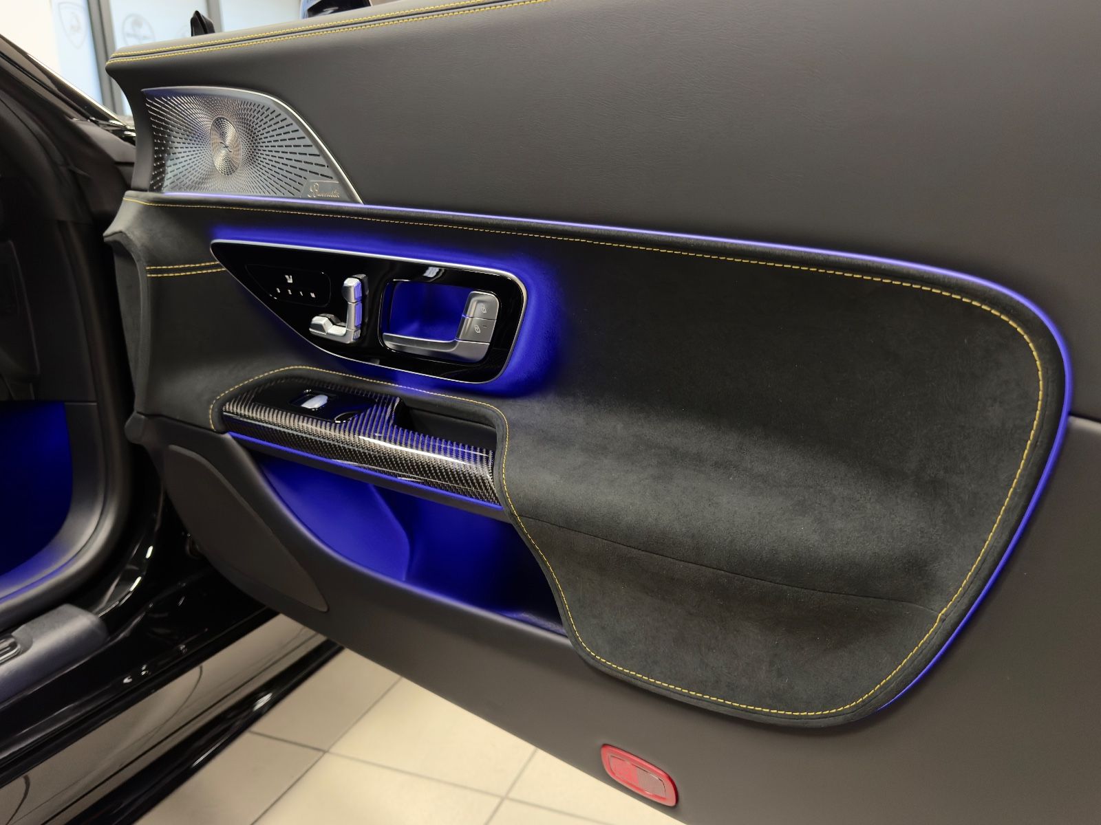 Fahrzeugabbildung Mercedes-Benz AMG GT 63 4M+ COUPE PERFORMANCE CARBON BURMESTER