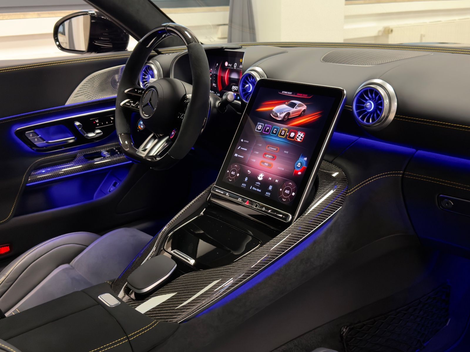 Fahrzeugabbildung Mercedes-Benz AMG GT 63 4M+ COUPE PERFORMANCE CARBON BURMESTER