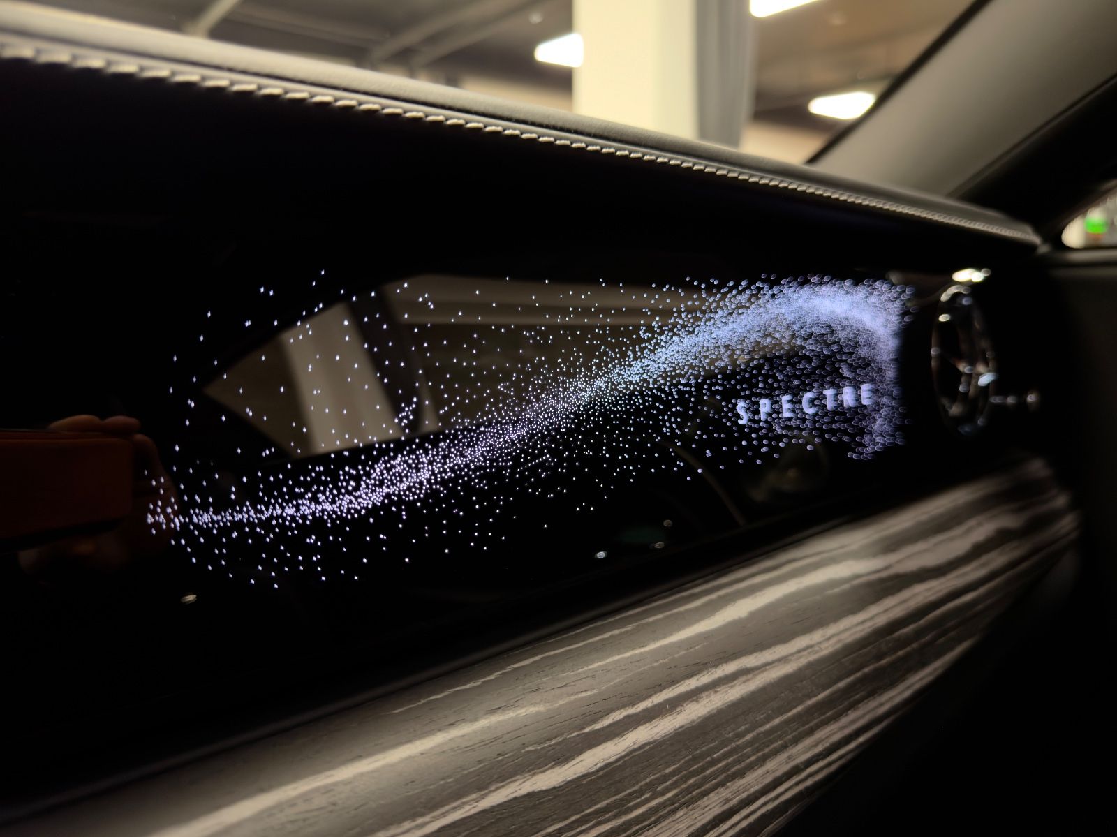 Fahrzeugabbildung Rolls-Royce SPECTRE DUO-TONE STARLIGHT BESPOKE FULLOPTION!!!