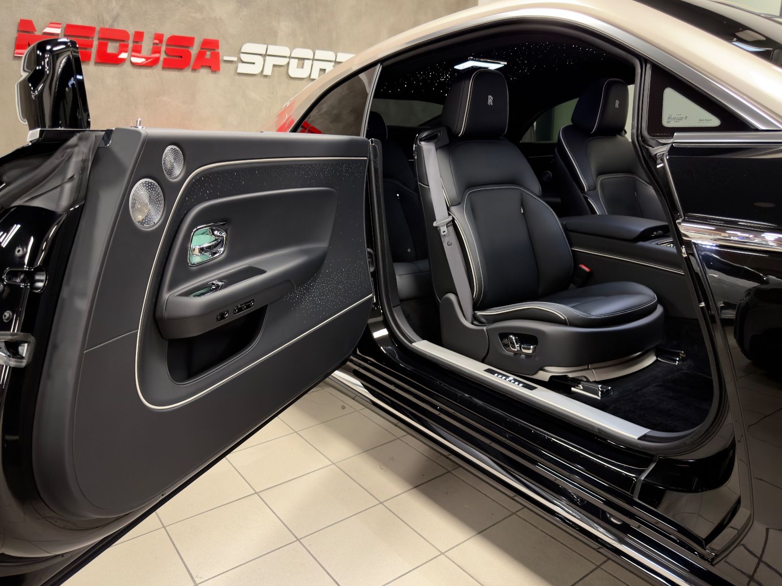 Fahrzeugabbildung Rolls-Royce SPECTRE DUO-TONE STARLIGHT BESPOKE FULLOPTION!!!