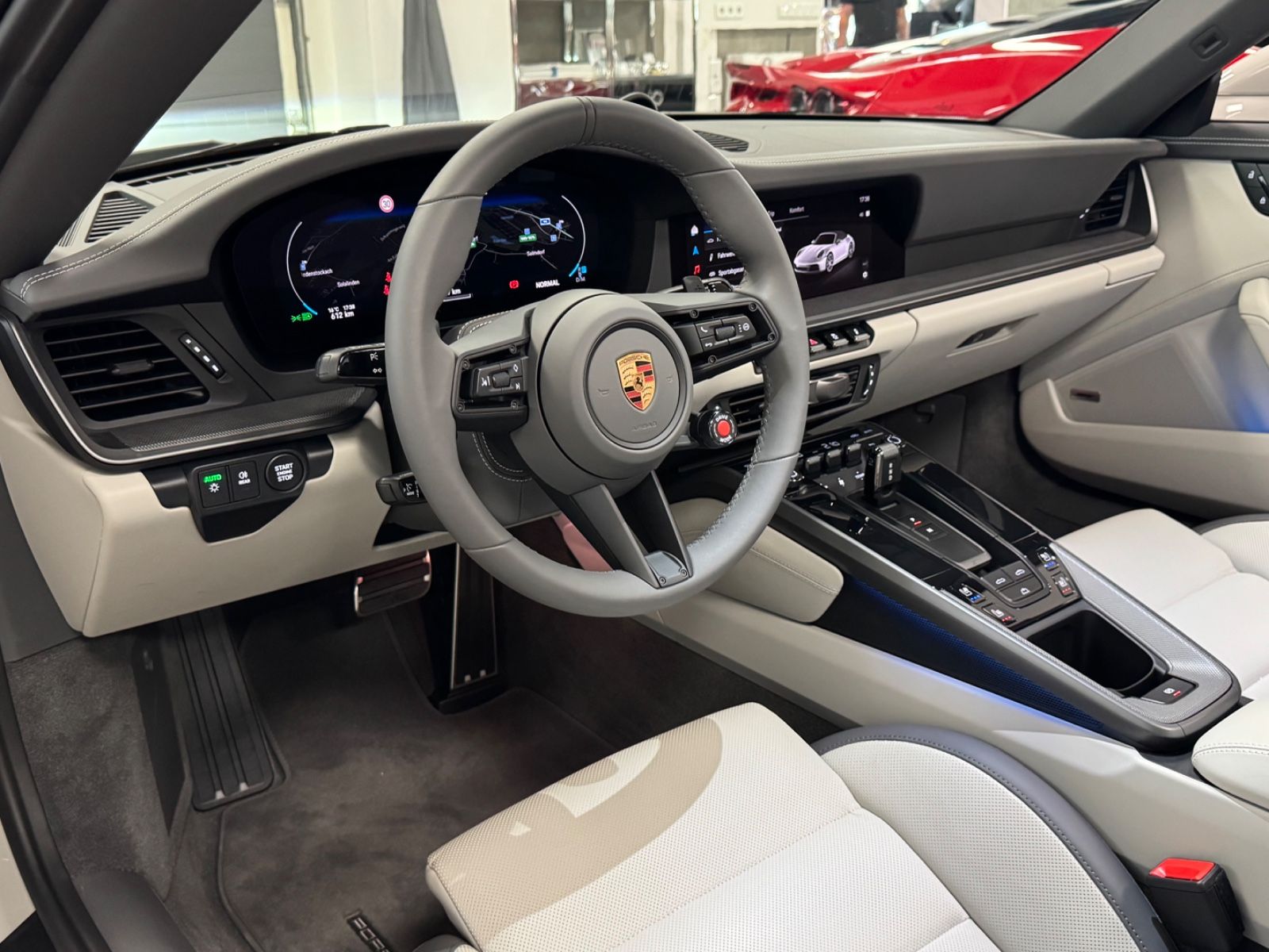 Fahrzeugabbildung Porsche 992 CARRERA CABRIO FACELIFT SPORTDESIGN BOSE NEW