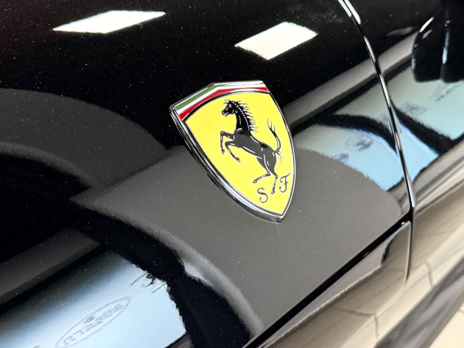 Fahrzeugabbildung Ferrari 12Cilindri COUPE CARBON EXT&INT CUIOI INT FULL