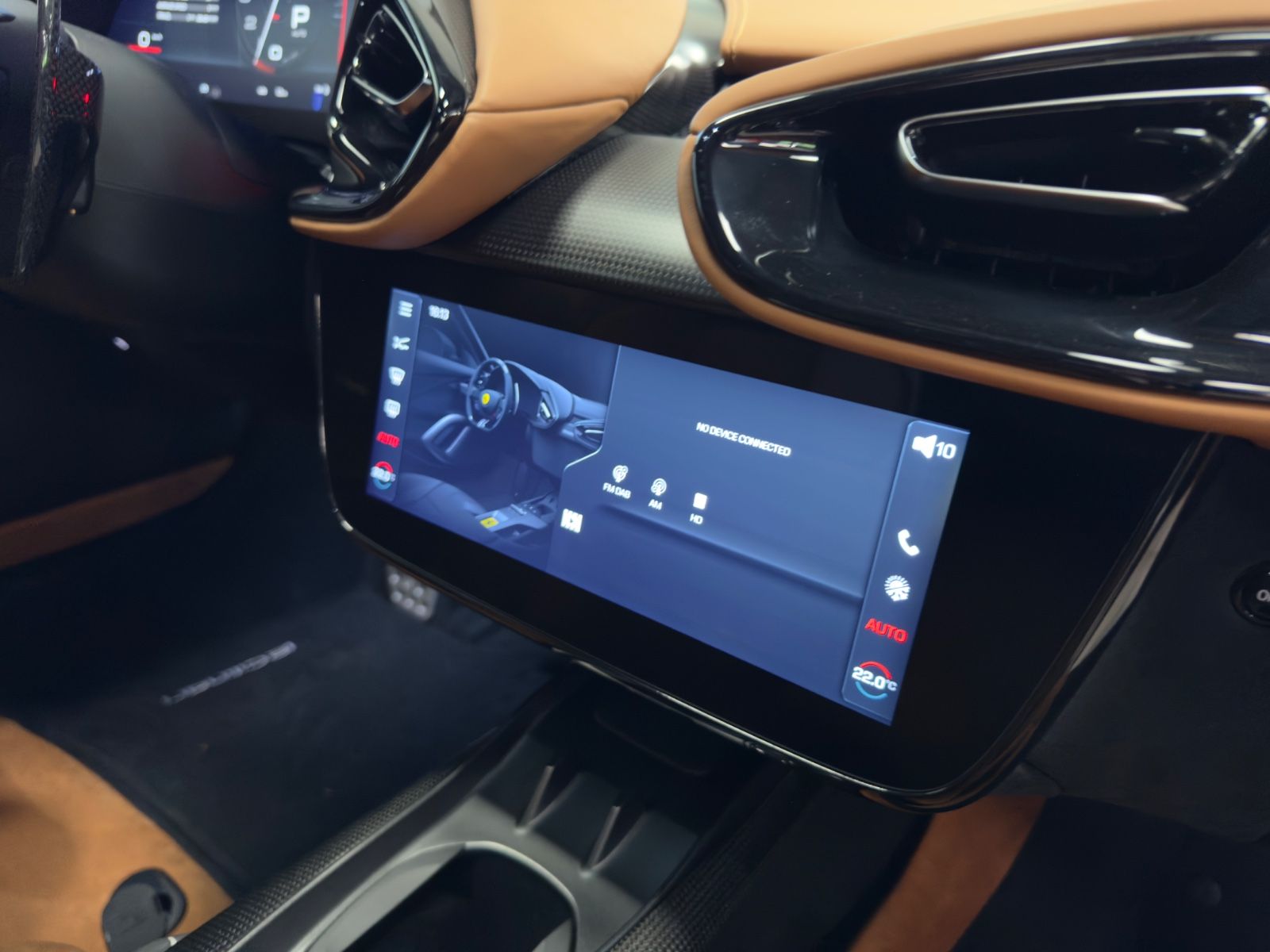 Fahrzeugabbildung Ferrari 12Cilindri COUPE CARBON EXT&INT CUIOI INT FULL