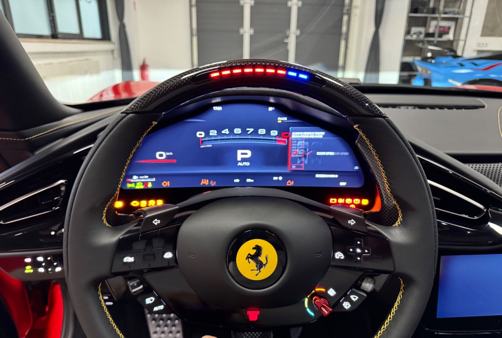 Fahrzeugabbildung Ferrari 12 Cilindri COUPE CARBON EXT&INT CARBONSEAT FULL