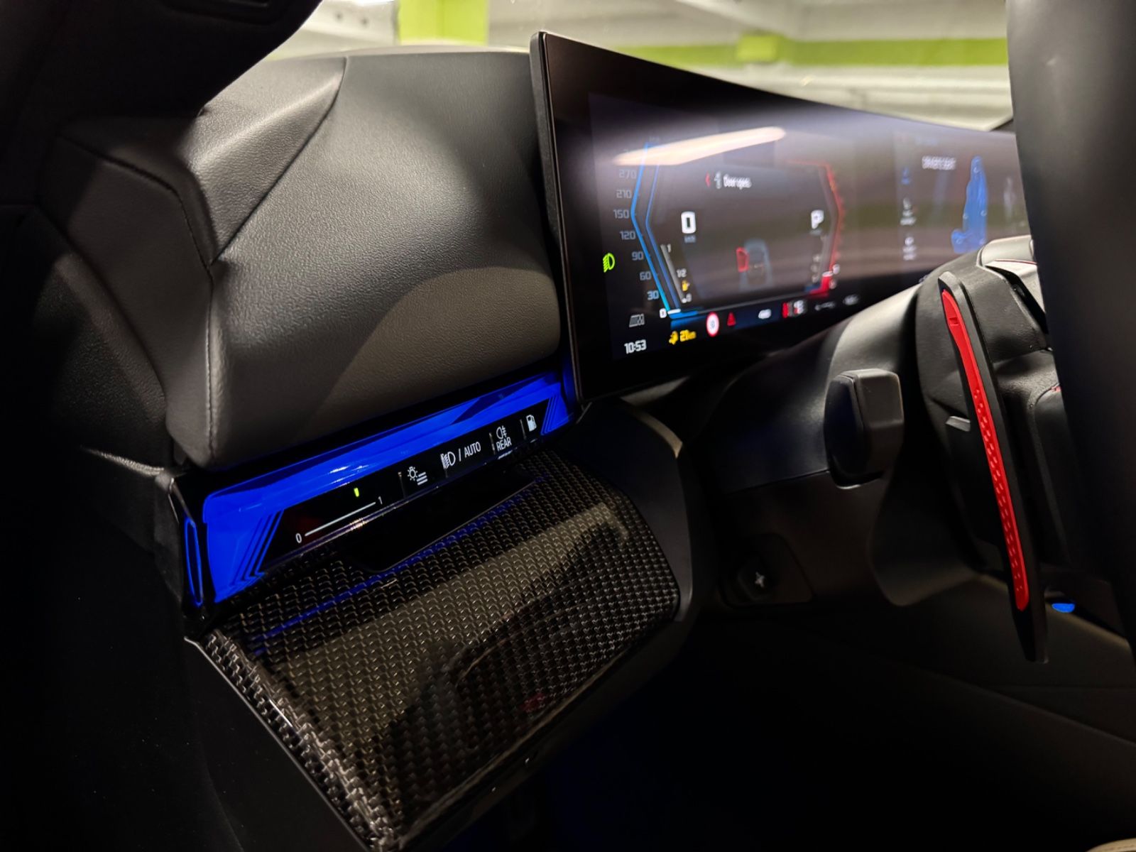 Fahrzeugabbildung BMW M5 ULTIMATE CERAMIC CARBON-INT&EXT B&W FULLOPT!