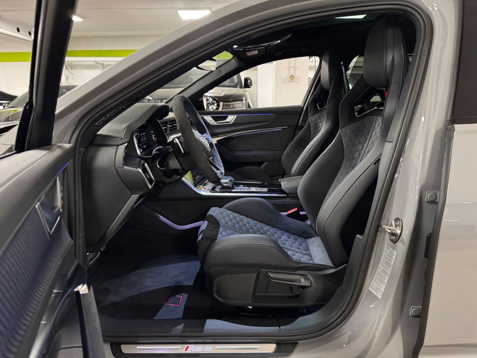 Fahrzeugabbildung Audi RS6 PERFORMANCE SCHALENSITZE CERAMIC B&O 25 FULL