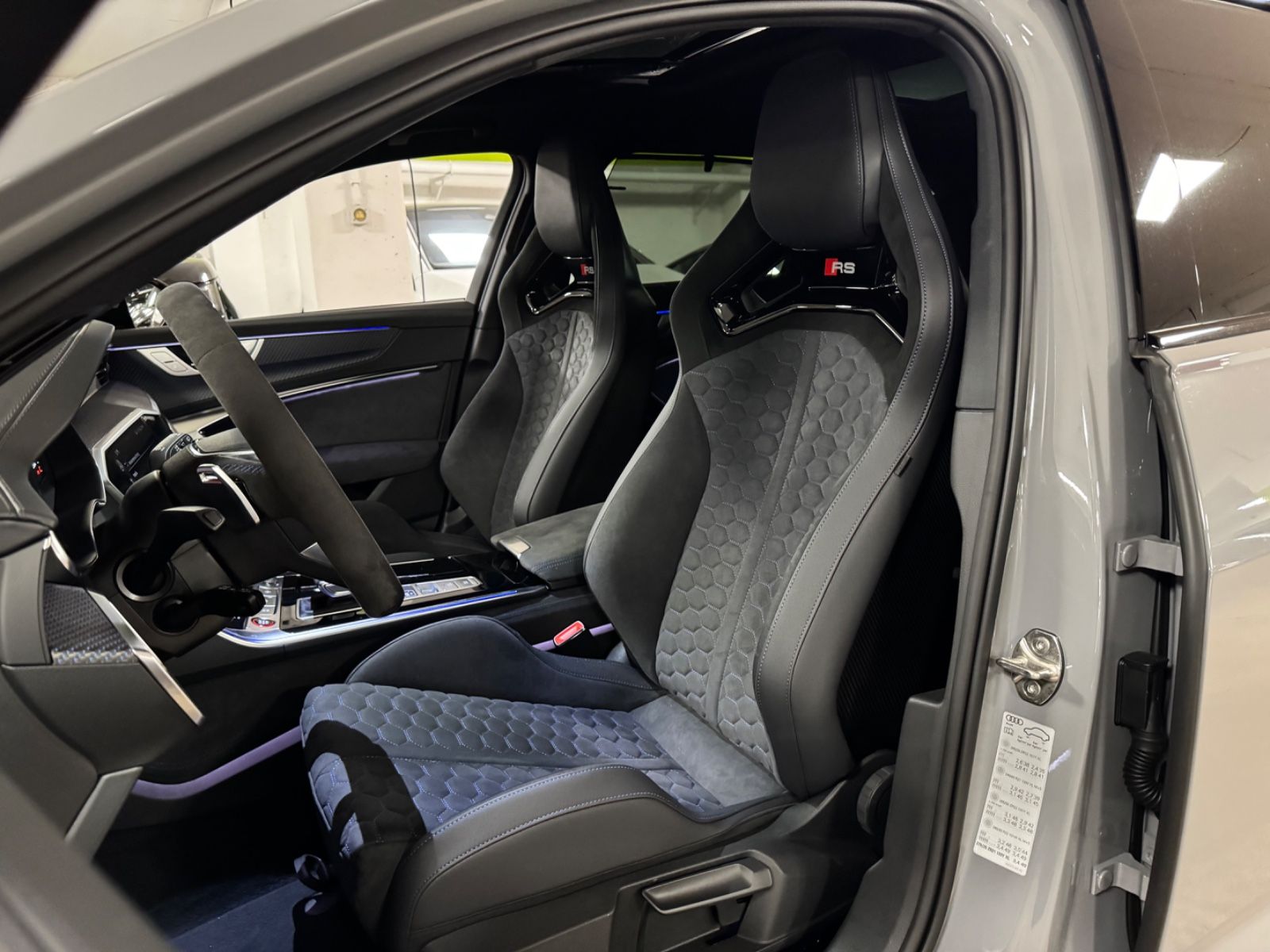 Fahrzeugabbildung Audi RS6 PERFORMANCE SCHALENSITZE CERAMIC B&O 25 FULL