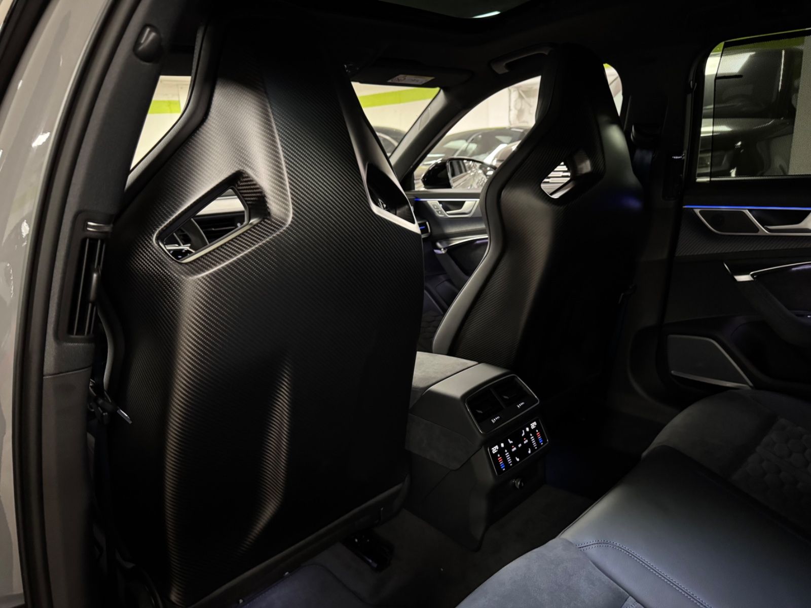 Fahrzeugabbildung Audi RS6 PERFORMANCE SCHALENSITZE CERAMIC B&O 25 FULL