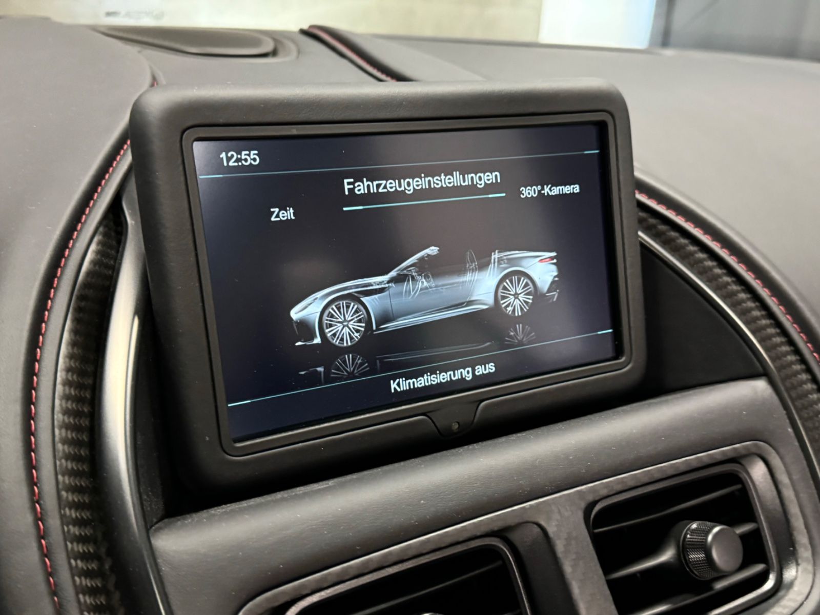 Fahrzeugabbildung Aston Martin DBS V12 770 ULTIMATE VOLANTE 1OF199 EXLUSIV NEW!