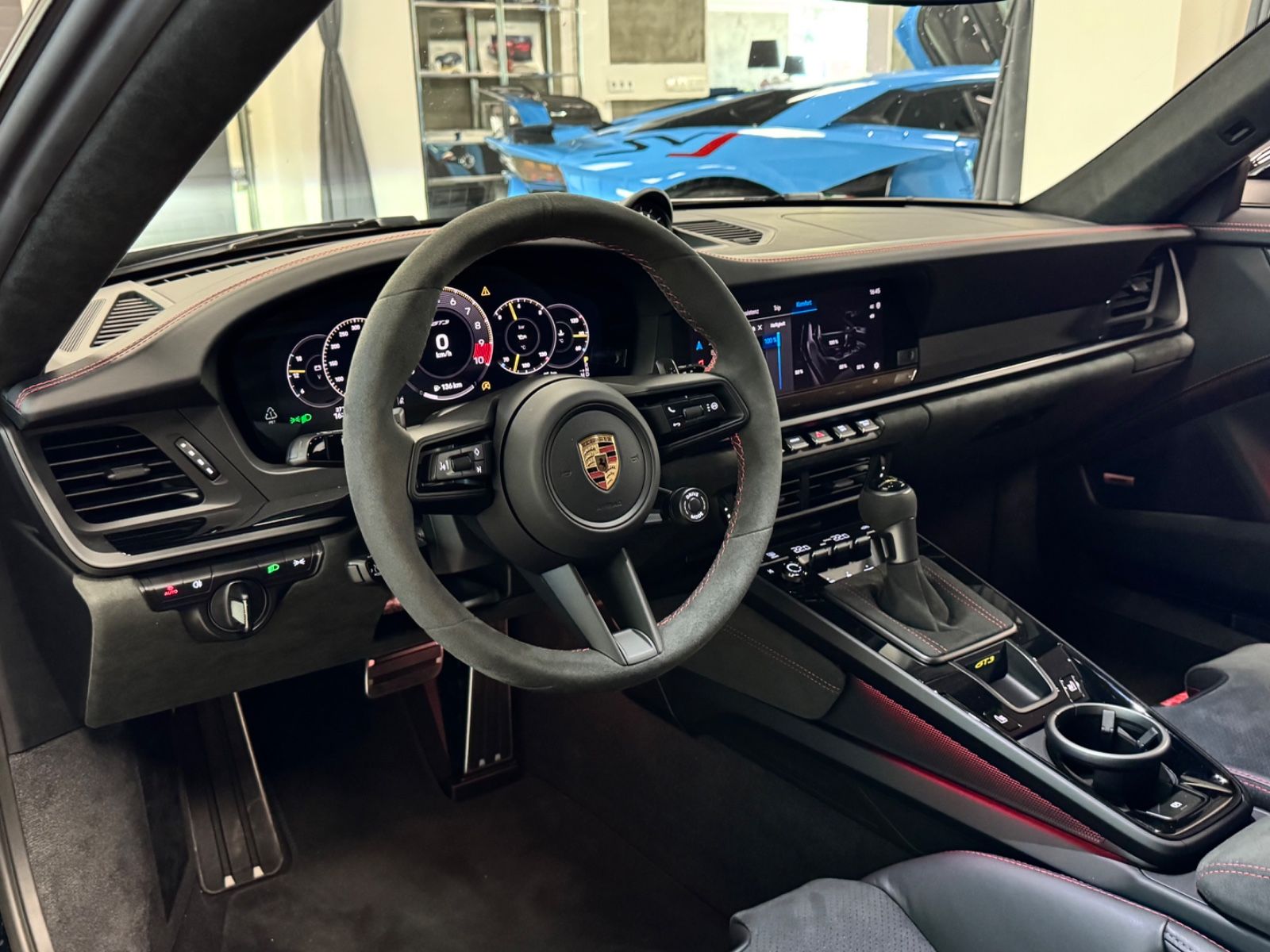 Fahrzeugabbildung Porsche 992 GT3 FACELIFT PDK CLUBSPORT CARBONSEAT NEWCAR