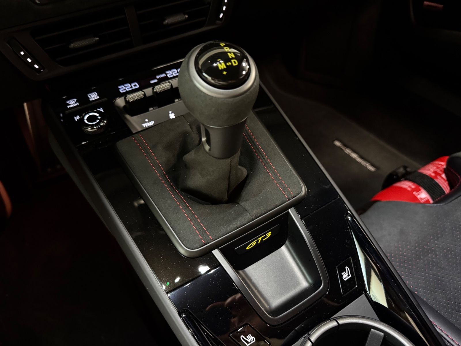 Fahrzeugabbildung Porsche 992 GT3 FACELIFT PDK CLUBSPORT CARBONSEAT NEWCAR